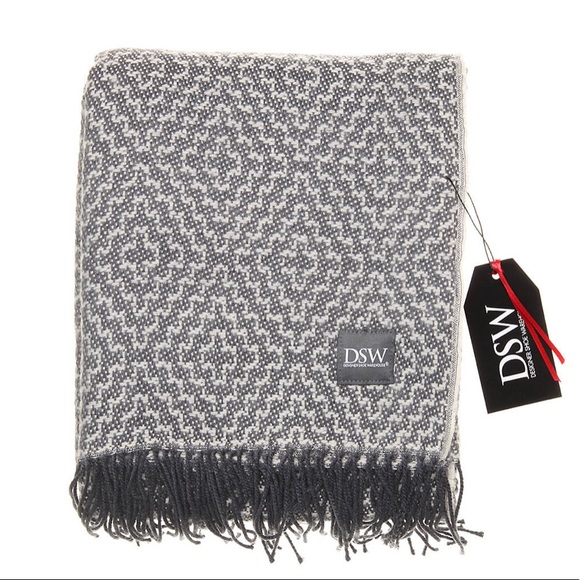 🆕 Geometric Pattern Knit Fringe Throw Blanket GRY - Picture 4 of 13